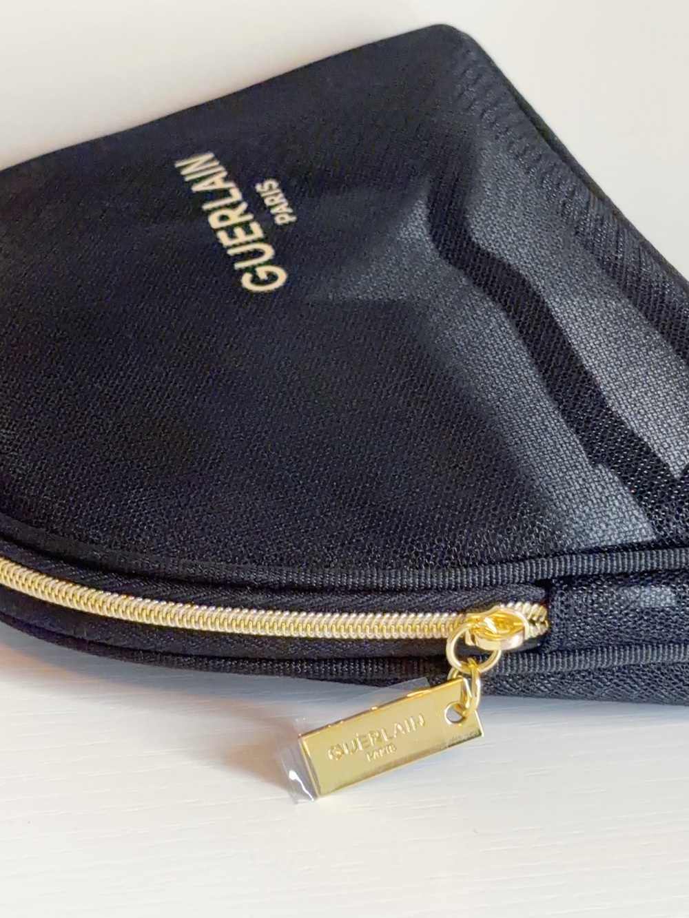 GUERLAIN Mesh Makeup Bag Cosmetics Bag Travel Pouch - Picture 4 of 5